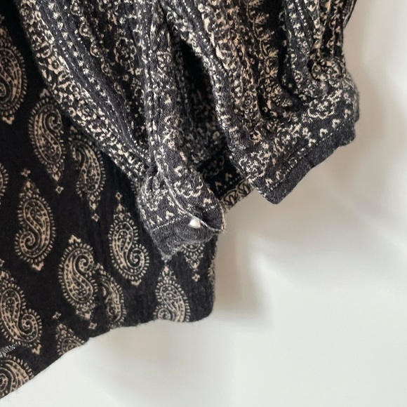 Knot Sisters Boho Long Sleeve Black Flowy Shirt Neutral Long Sleeves Comfy XS - Picture 11 of 11